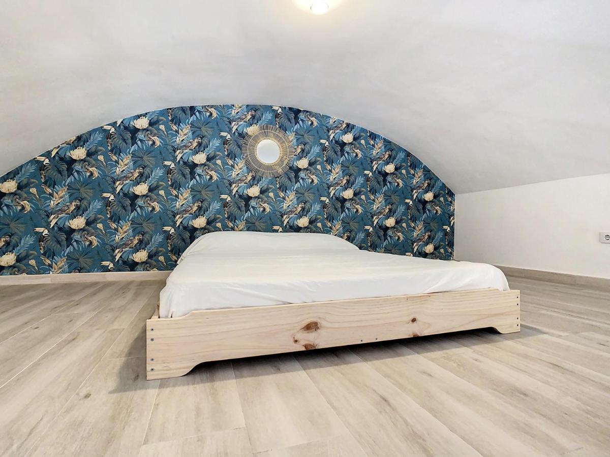 Apartcity Triana Σεβίλλη Εξωτερικό φωτογραφία